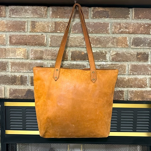 Able Oversized Tote Leather Zippered
Shoulder Cognac Bag - Picture 3 of 16